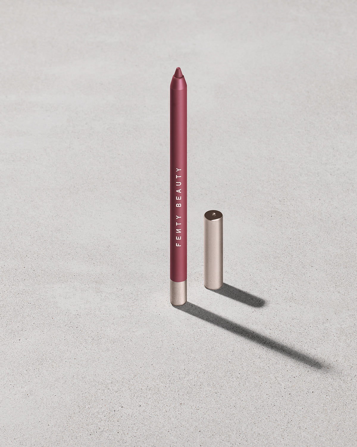 Trace'd Out Longwear Waterproof Pencil Lip Liner ?? RiRi