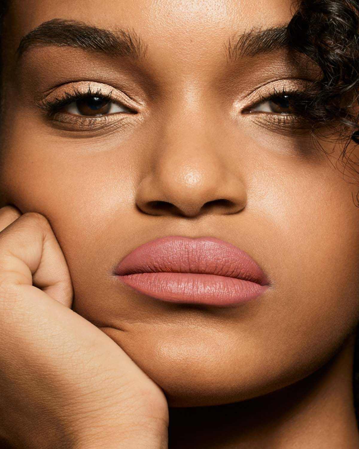 Stunna Lip Paint Longwear Fluid Lip Color ?? Uninterested - Image 2