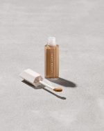We're Even Hydrating Longwear Concealer ?? 300N