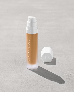 Soft'lit Naturally Luminous Longwear Foundation ?? 335